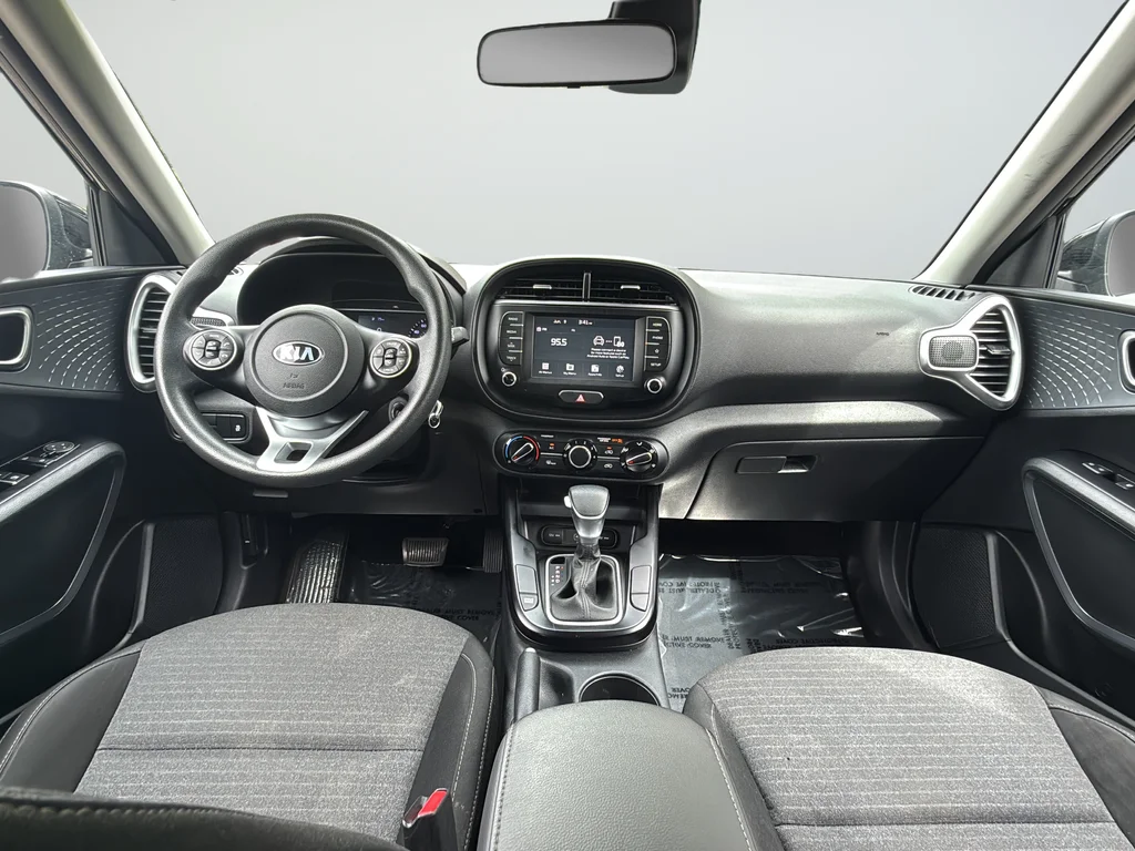Used 2021 Black Kia S image 13