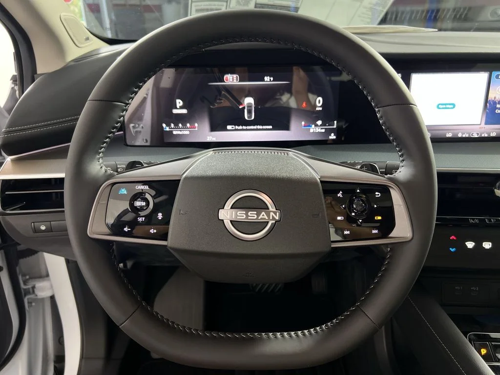 New 2026 White Nissan SL image 11