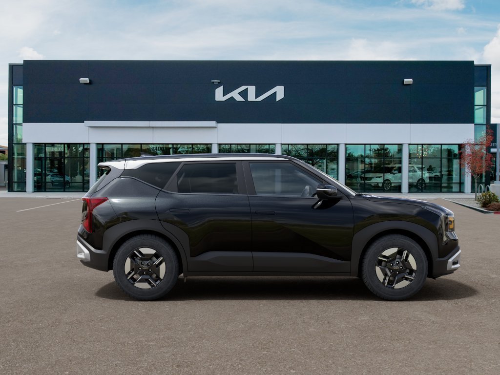 New 2027 Black Kia LX image 7