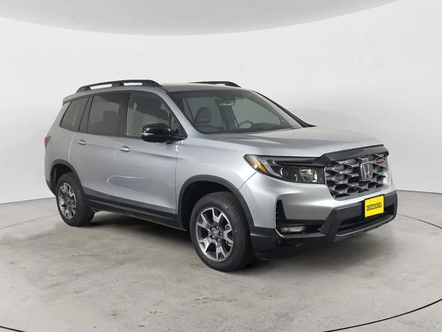 Used 2023 Silver Honda TrailSport image 7