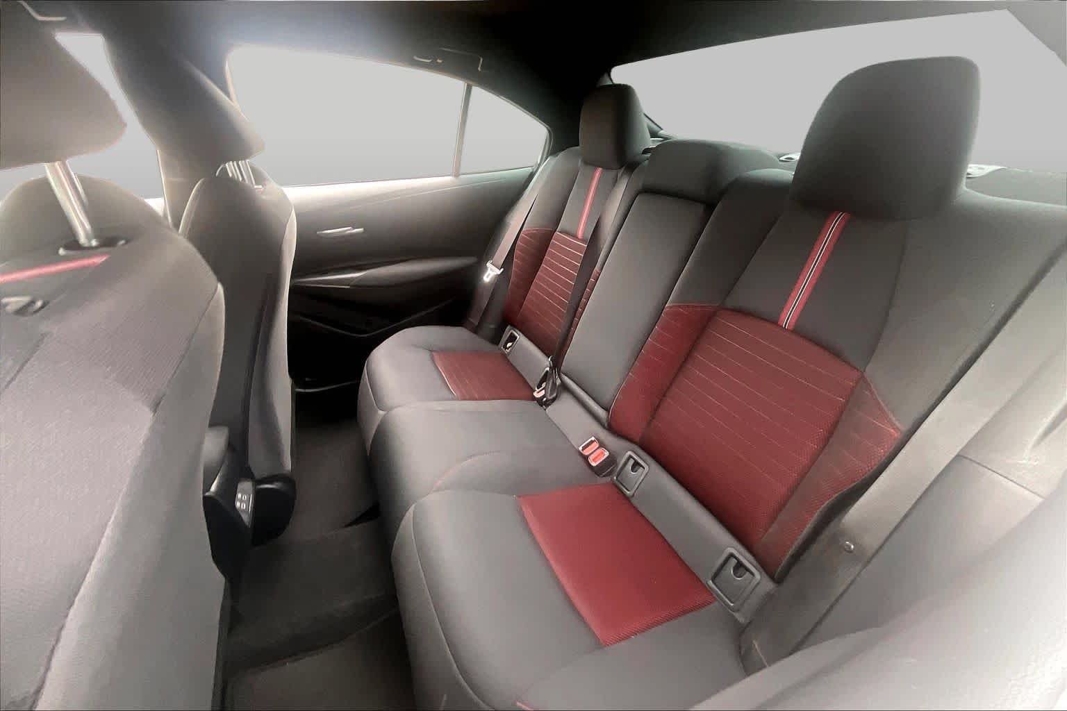 Used 2026 Ice Cap Toyota SE image 20