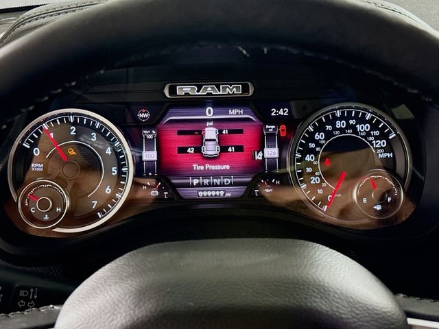 Used 2019 Red Ram Laramie image 12