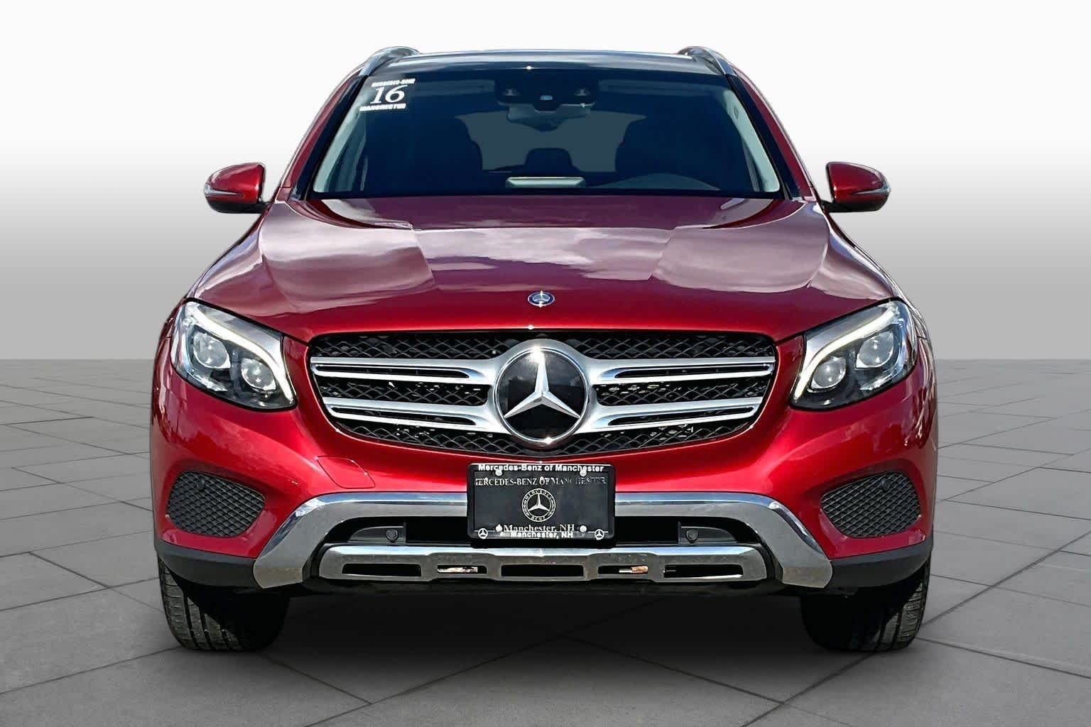 Used 2016 designo Cardinal Red Metallic Mercedes-Benz GLC 300 image 4