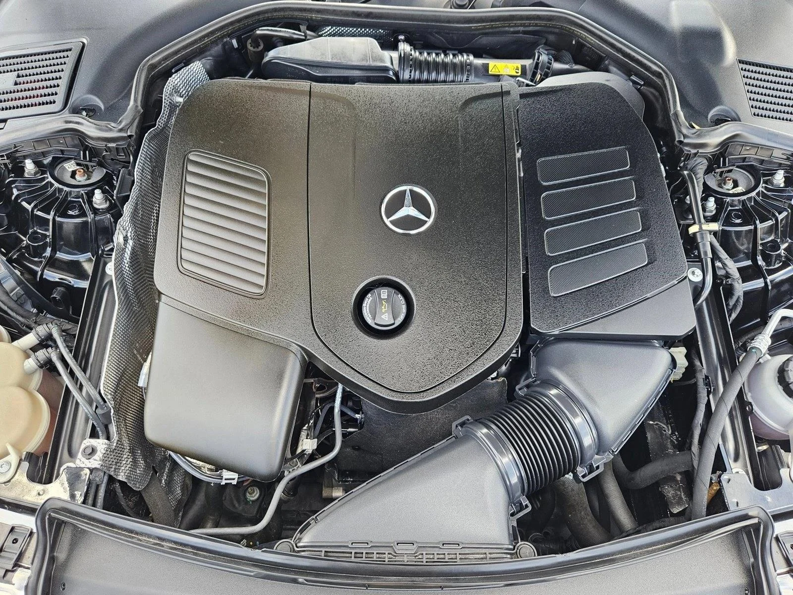 Used 2022 Black Mercedes-Benz C 300 image 23