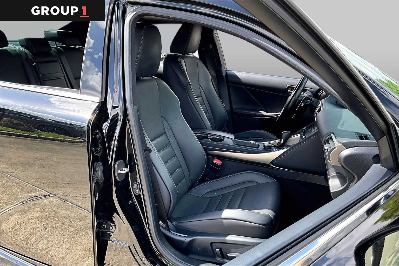 Used 2020 Obsidian Lexus F SPORT image 8