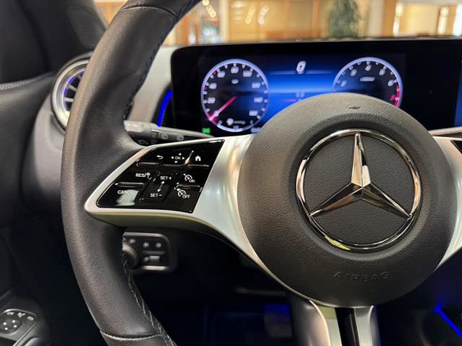 Certified Used 2025 Night Black Mercedes-Benz  image 17