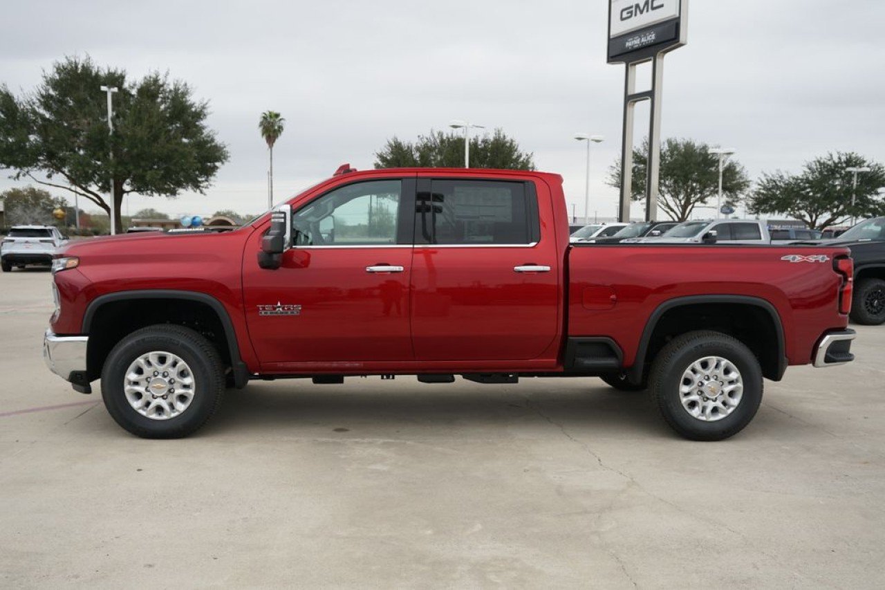 2026 Chevrolet Silverado 2500 HD LTZ - Photo 12