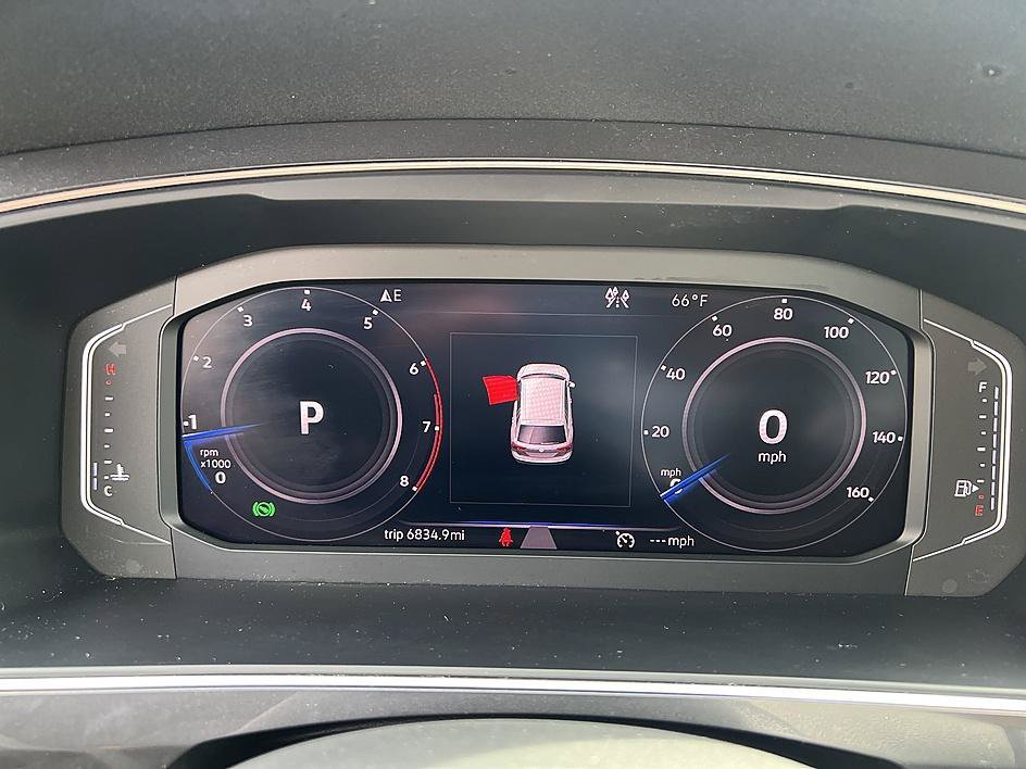 Used 2019 Cardinal Red Metallic Volkswagen 2.0T SEL image 14