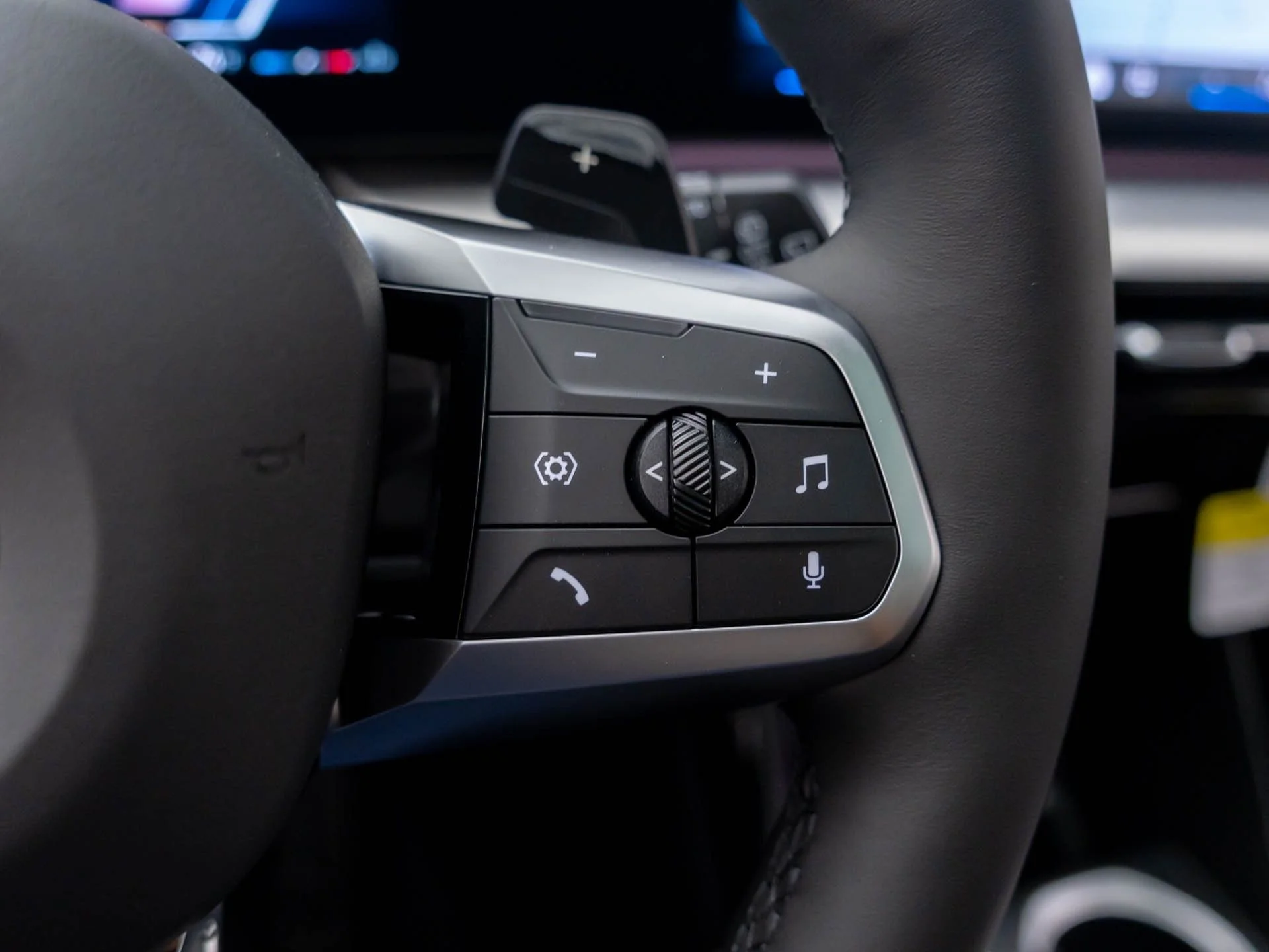 New 2026 White BMW xDrive28i image 27