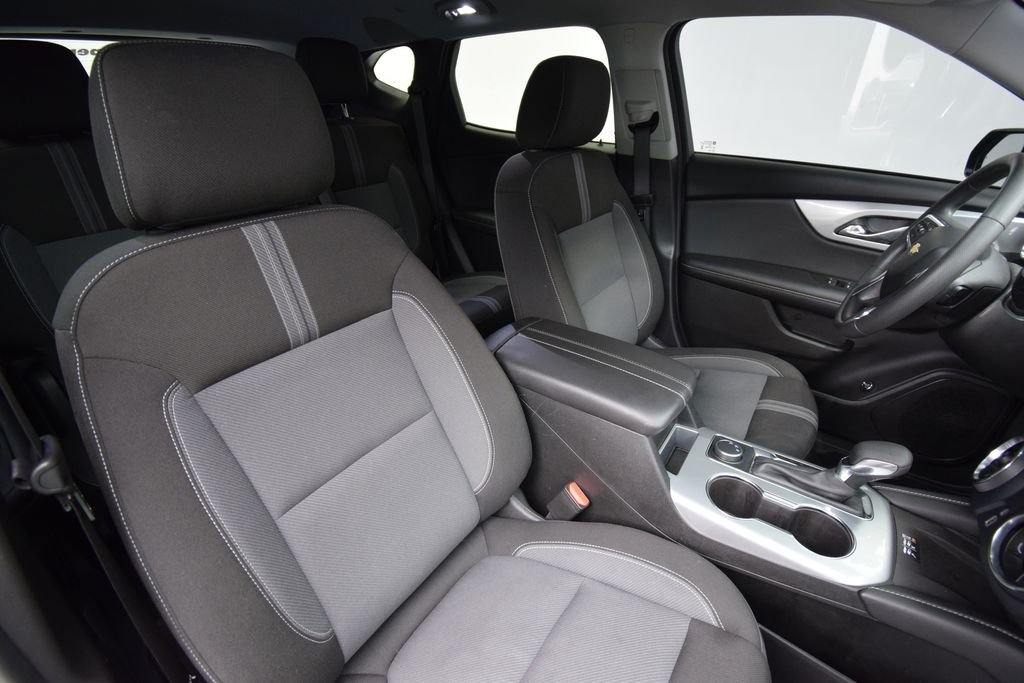 Used 2024 Radiant Red Tintcoat Chevrolet LT image 16