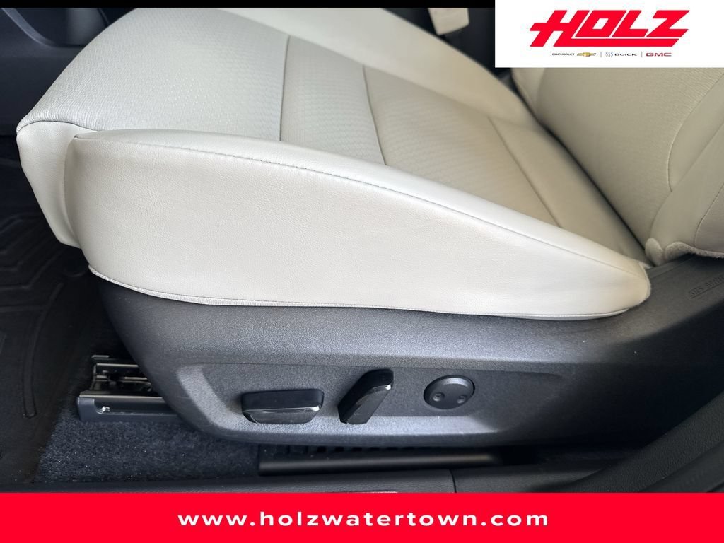 Used 2024 Black Nissan SV Intelligent AWD image 13