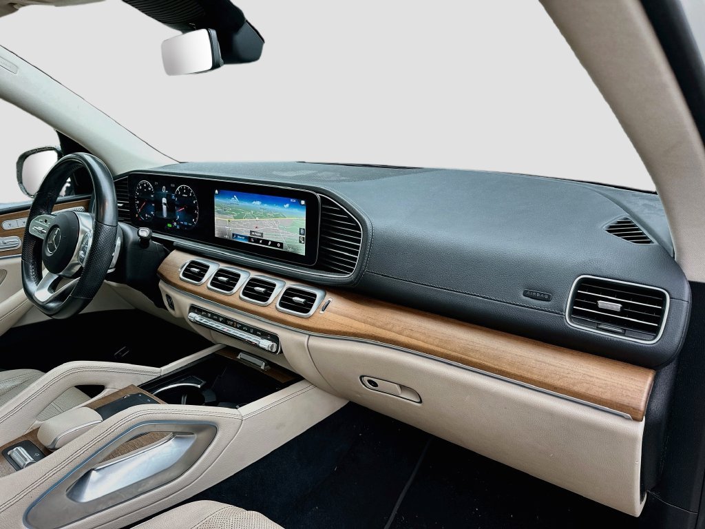 Used 2022 White Mercedes-Benz GLS 450 image 32