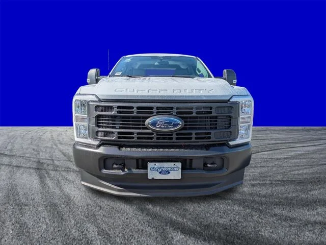 New 2026 Oxford White Ford F-250® XL image 9