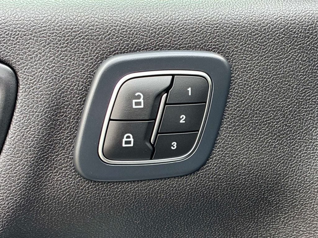 Used 2023 White Ford ST-Line Select image 22