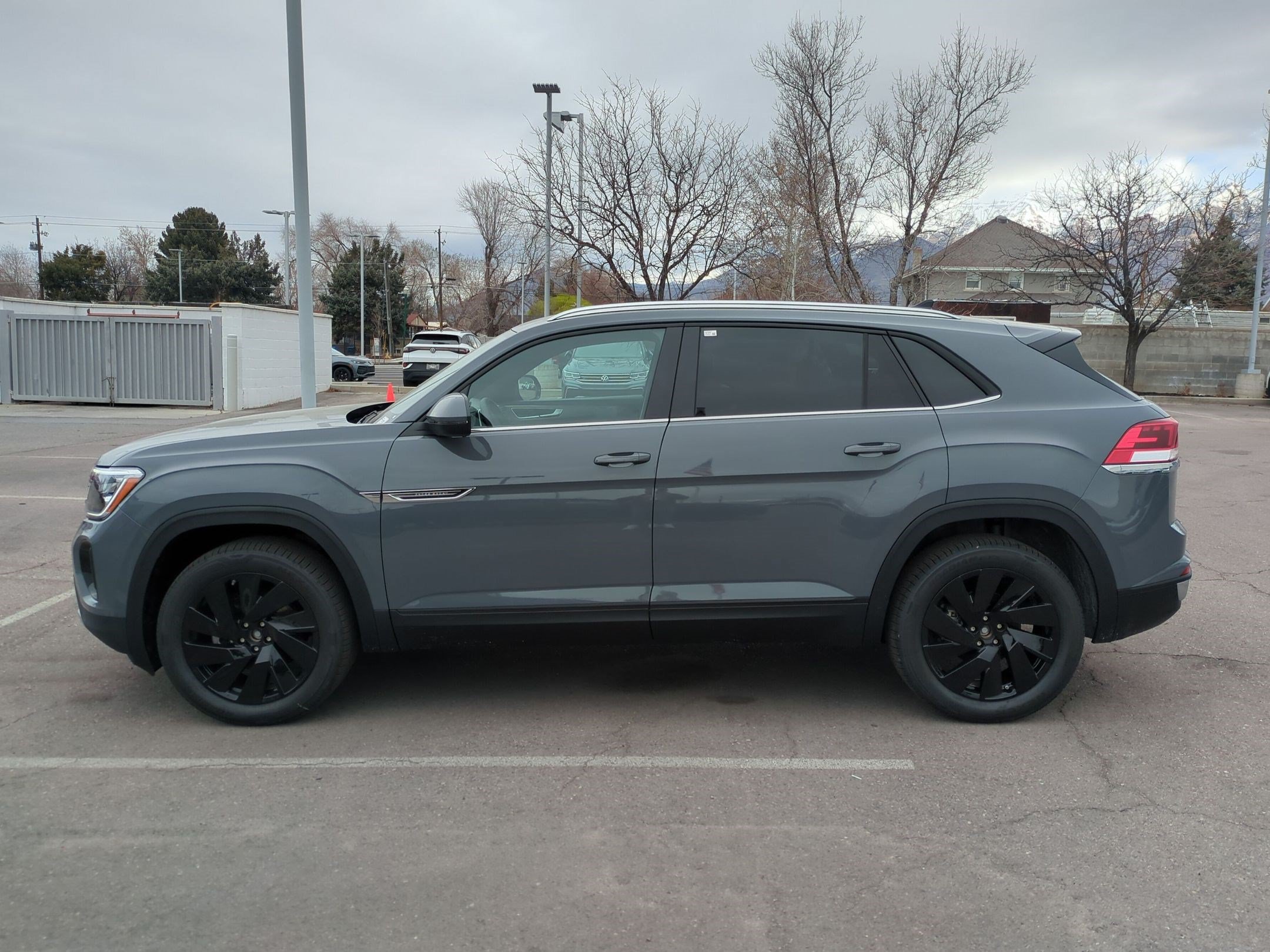 New 2026 Pure Gray Volkswagen 2.0T SE w/Technology image 7