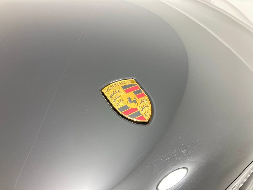 2026 Porsche Macan T - Photo 37