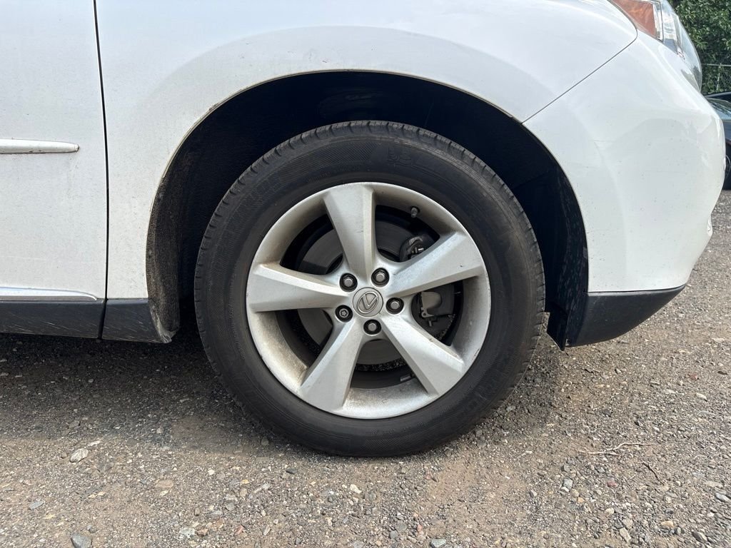 Used 2012  Lexus 350 image 17