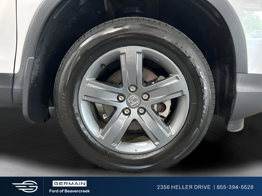 Used 2023 Platinum White Pearl Honda RTL image 26