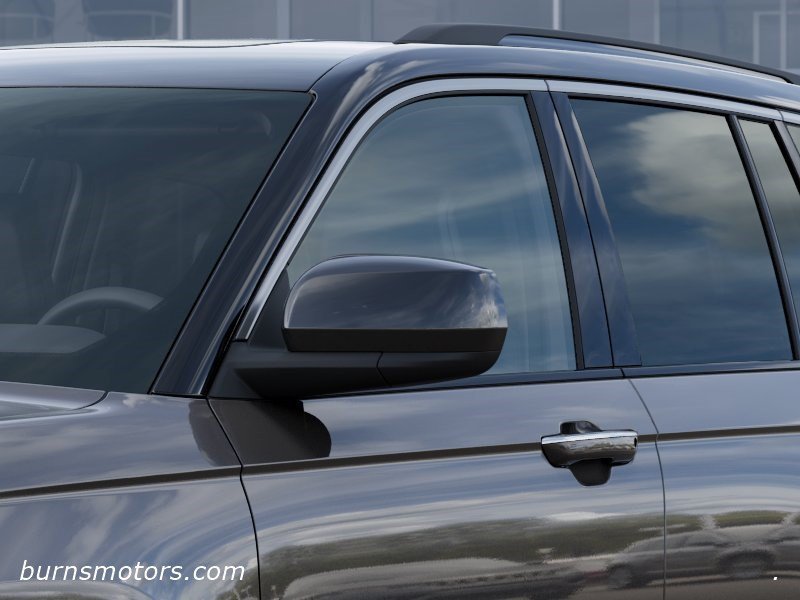 New 2026 Baltic Gray Metallic Clear-Coat Exterior Paint Jeep Limited Reserve BLACKOUT image 12
