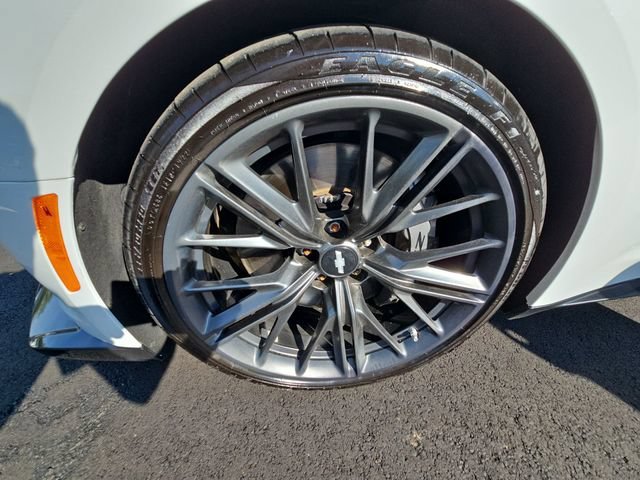 Used 2017 SUMMIT WHITE Chevrolet ZL1 image 34
