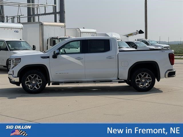 2026 GMC Sierra 1500 SLT - Photo 7