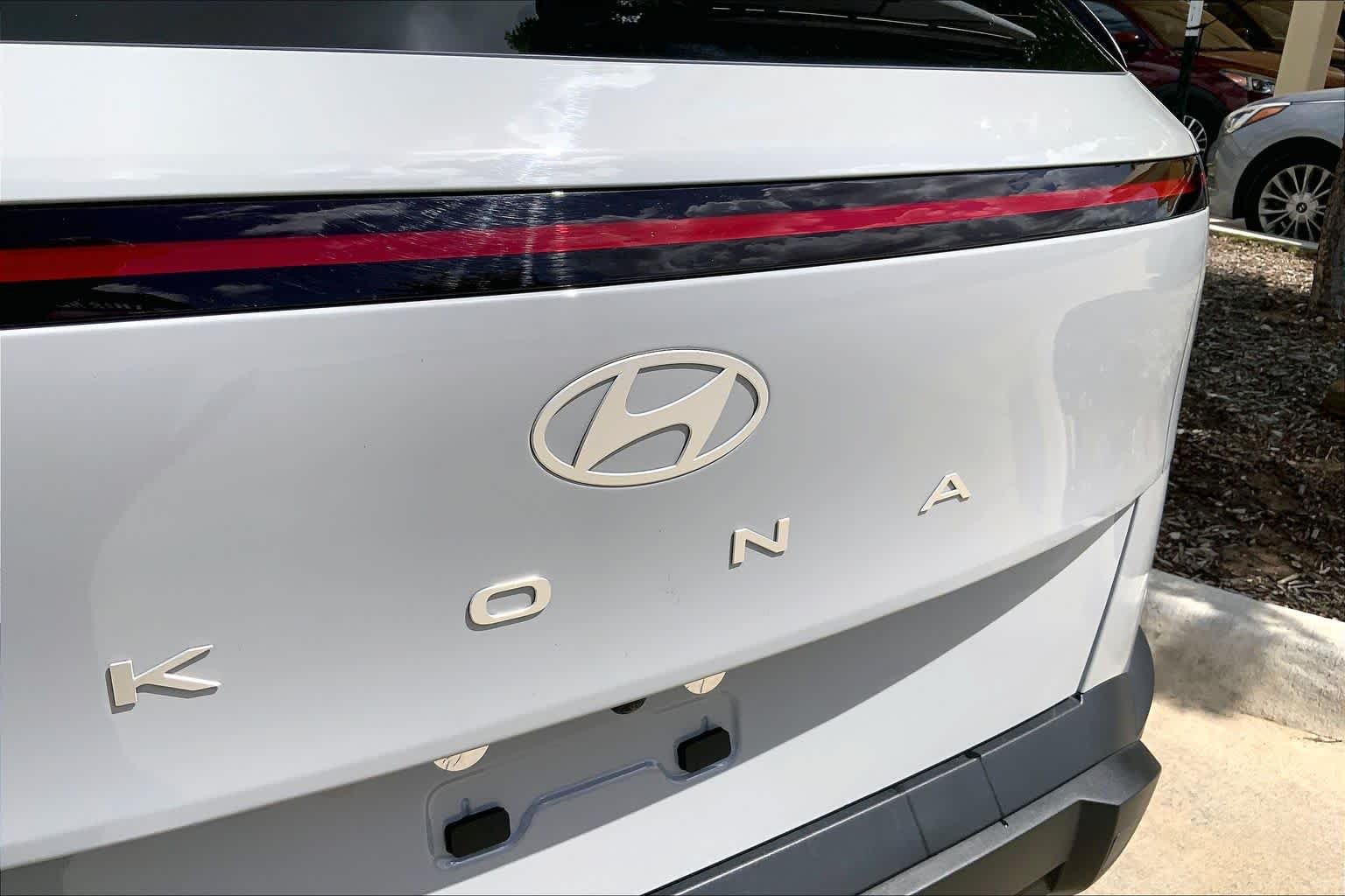 2026 Hyundai Kona SE - Photo 10