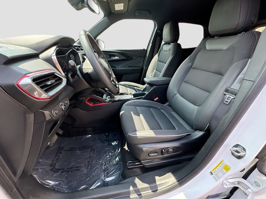Used 2023 Summit White Chevrolet RS image 22