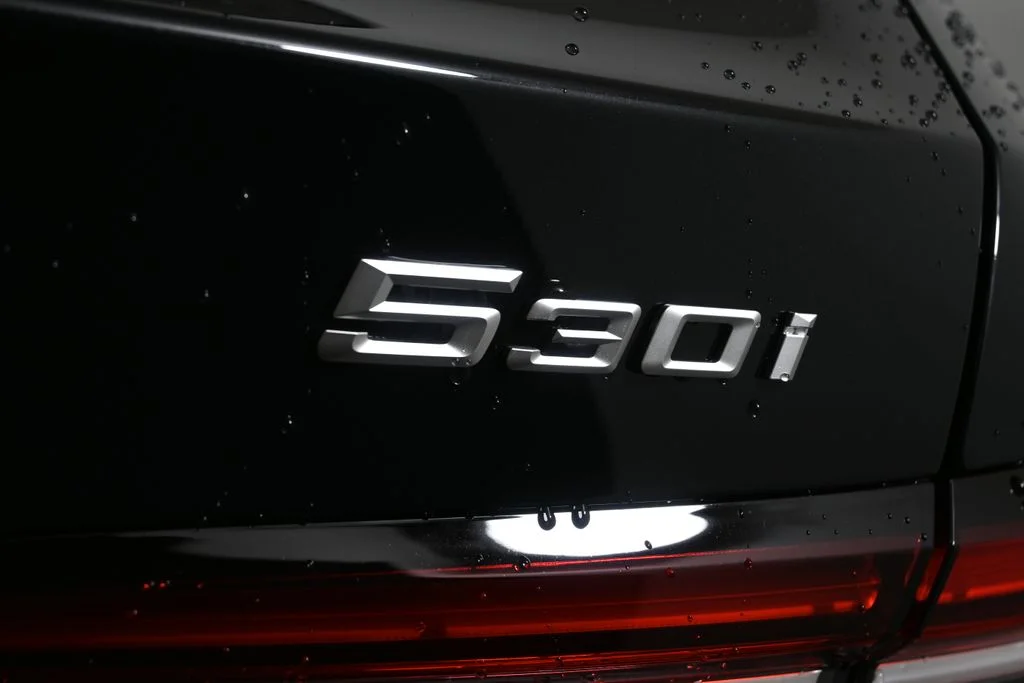 Used 2026 Black BMW 530i xDrive image 39