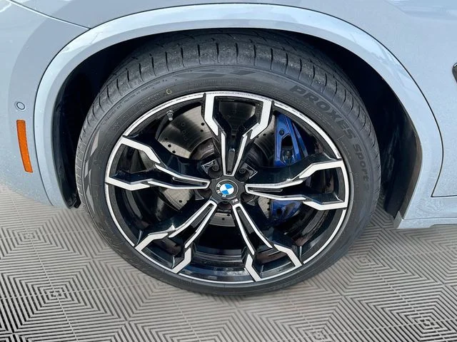 Used 2022 Gray BMW M image 31