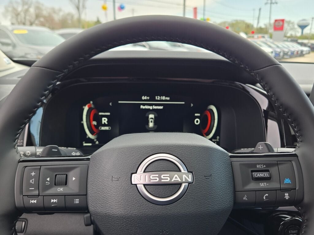 New 2026 Everest White Pearl TriCoat / Super Black Two-tone Nissan Platinum image 38
