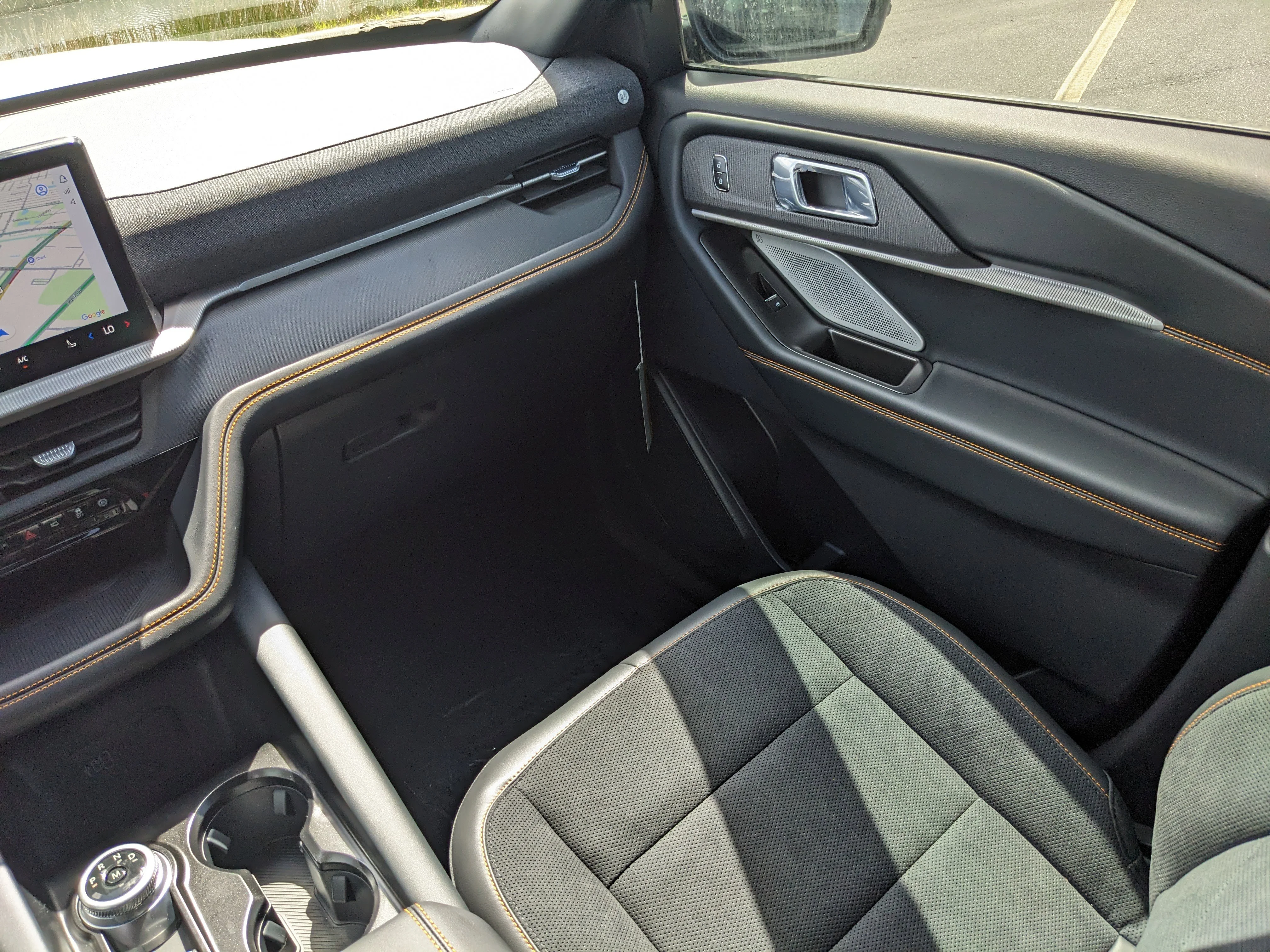 New 2026 Space White Metallic Ford Tremor® image 14