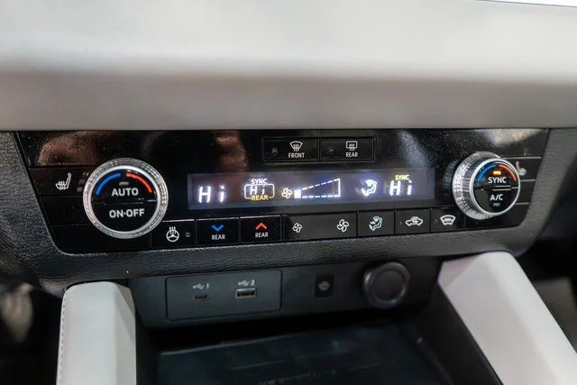 Used 2024 Black Mitsubishi  image 34