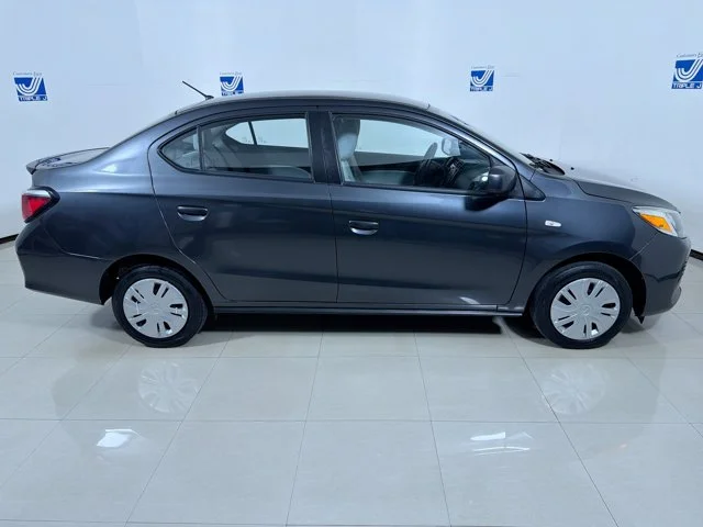Used 2024 Graphite Gray Mitsubishi ES image 9