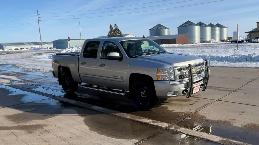 Used 2011 Chevrolet Silverado 1500 LT with VIN 3GCPKSE3XBG231199 for sale in Oslo, Minnesota