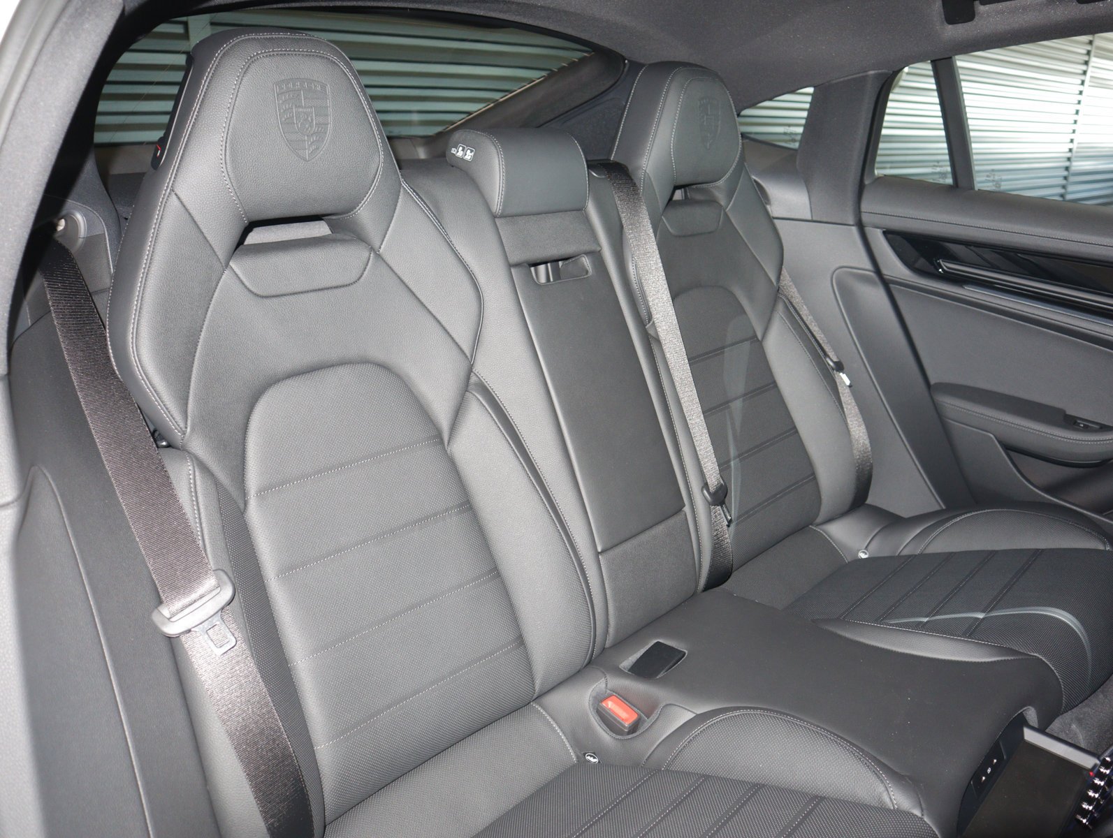 2025 Porsche Panamera Base - Photo 6