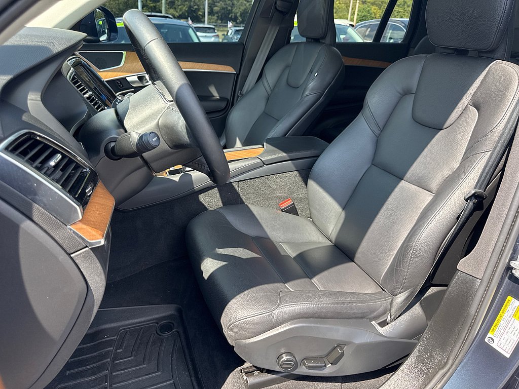 Used 2024 Denim Blue Metallic Volvo Plus Bright Theme image 14
