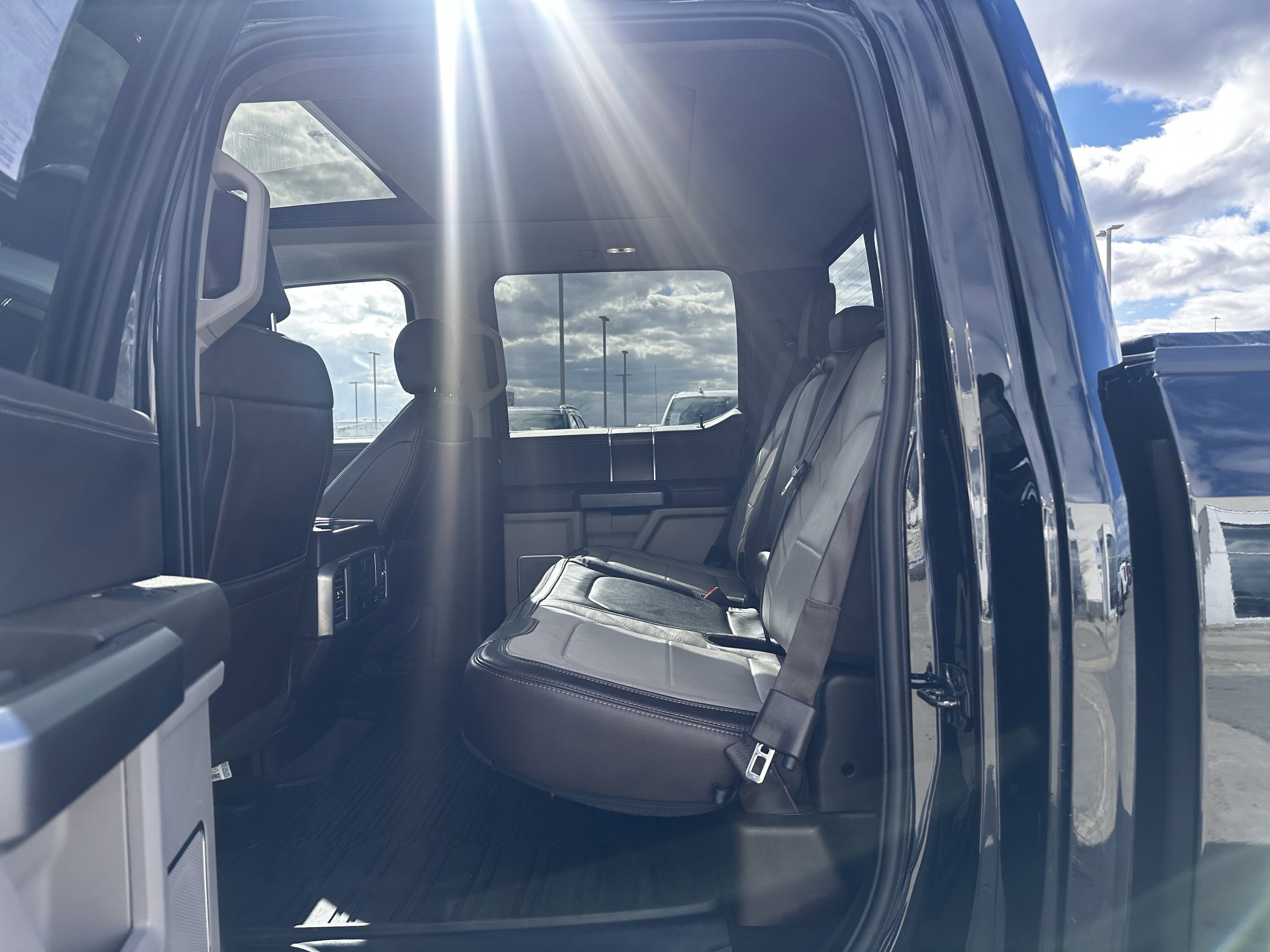 Used 2020 Agate Black Metallic Ford Limited image 19