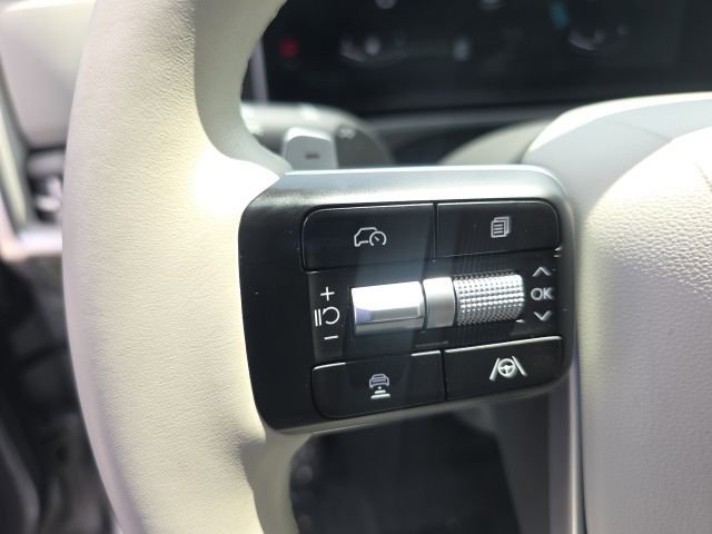 2025 Hyundai Santa Fe SE - Photo 20