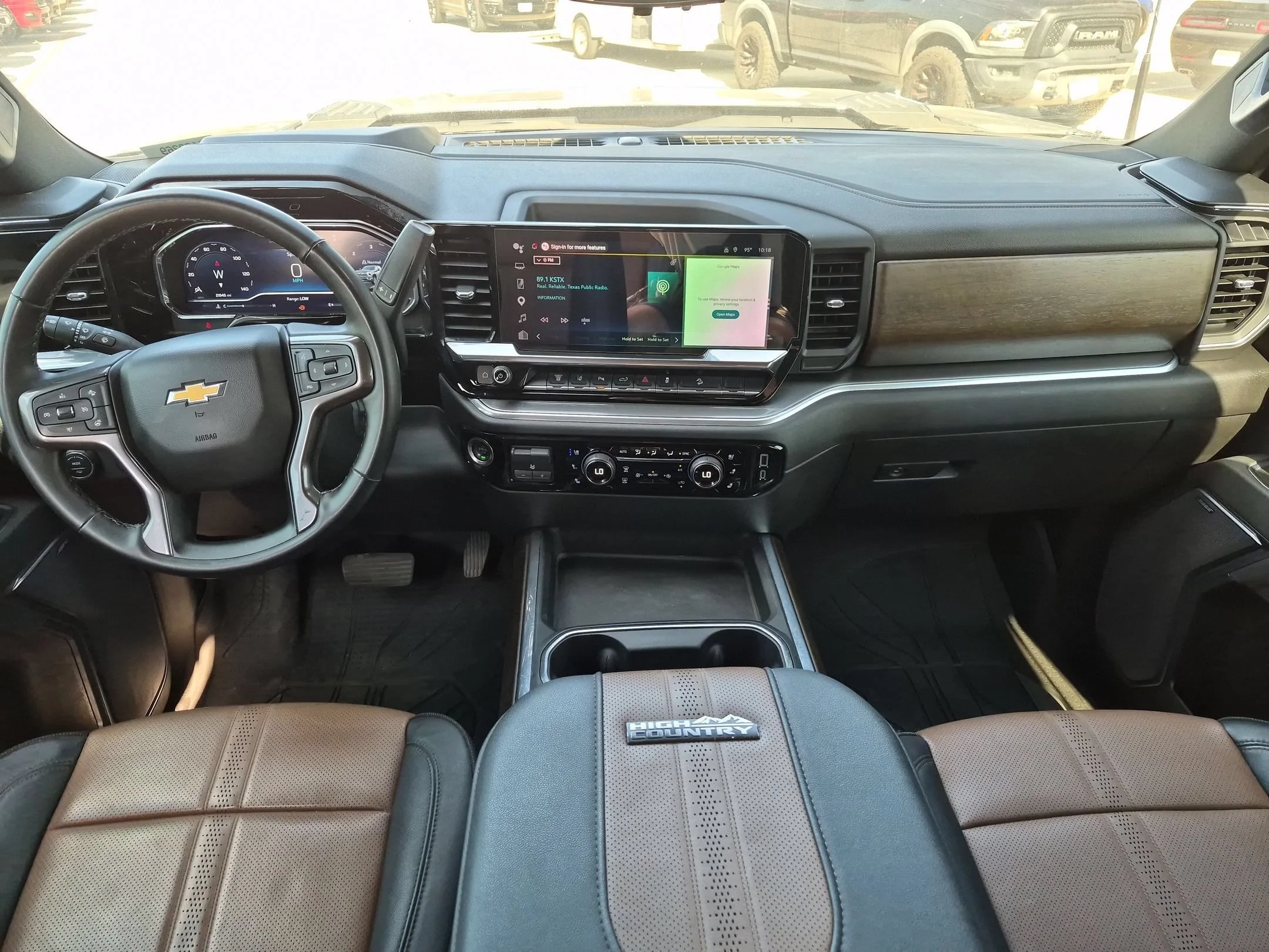 Used 2025 Black Chevrolet High Country image 22