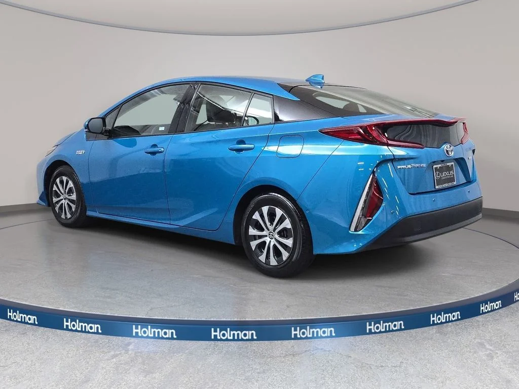Used 2020 Blue Toyota Limited image 8