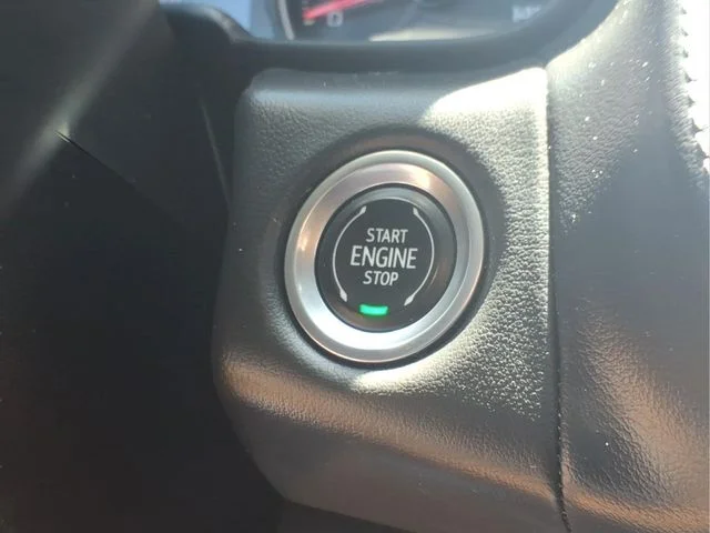Certified Used 2021 Gray Chevrolet Z71 image 10