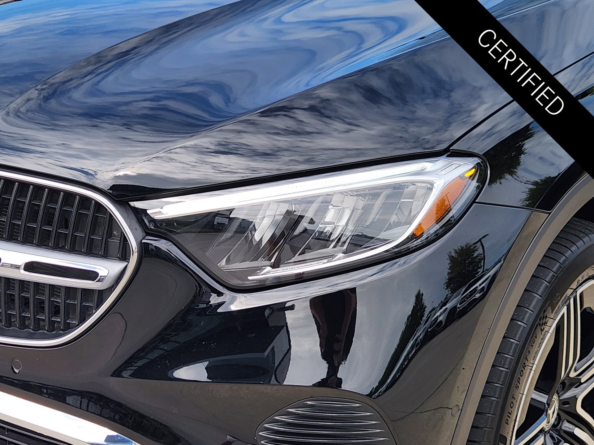 Certified Used 2026 Black Mercedes-Benz GLC 300 image 11