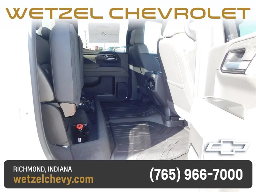 New 2026 Summit White Chevrolet ZR2 image 30