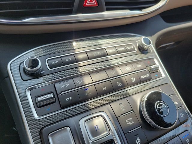 2023 Hyundai Santa Fe Limited - Photo 29