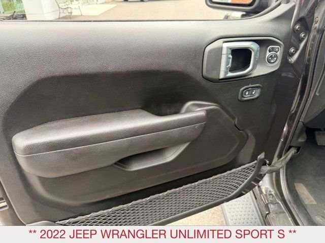 Used 2022 Gray Jeep Unlimited Sport S image 10
