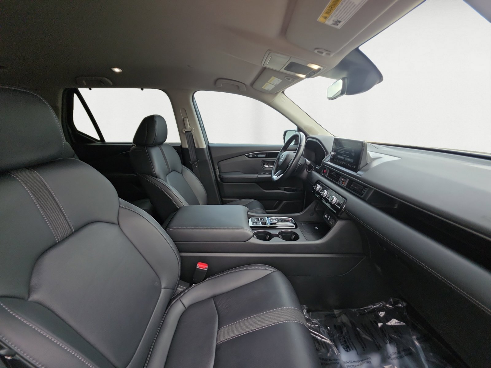 Used 2024 Modern Steel Metallic Honda EX-L 8 Passenger image 15