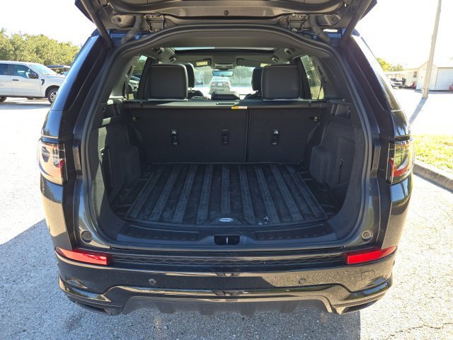 Used 2025 Gray Land Rover Dynamic SE image 9