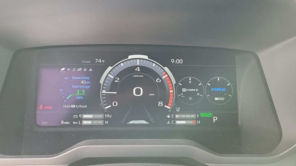 2026 Toyota Tundra Limited - Photo 22