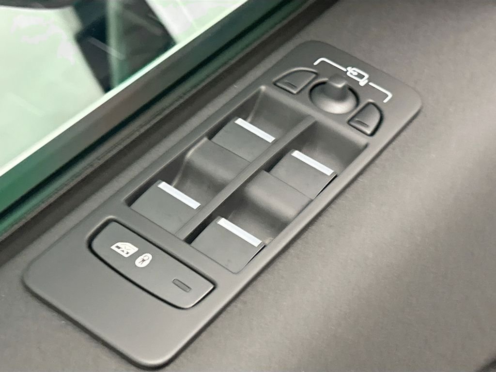 2025 Land Rover Discovery Sport S - Photo 22