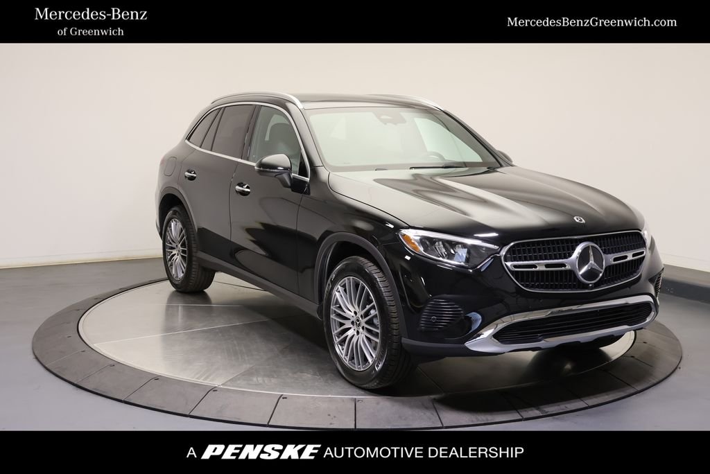 New 2026 Black Mercedes-Benz GLC 300 image 1